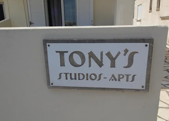 Tony\'S Apartments
